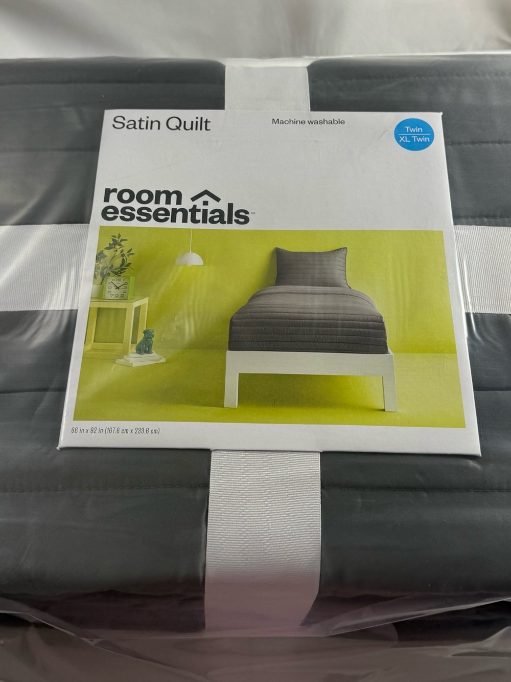 Room Essentials‎ Satin Quilt in Charcoal Gray